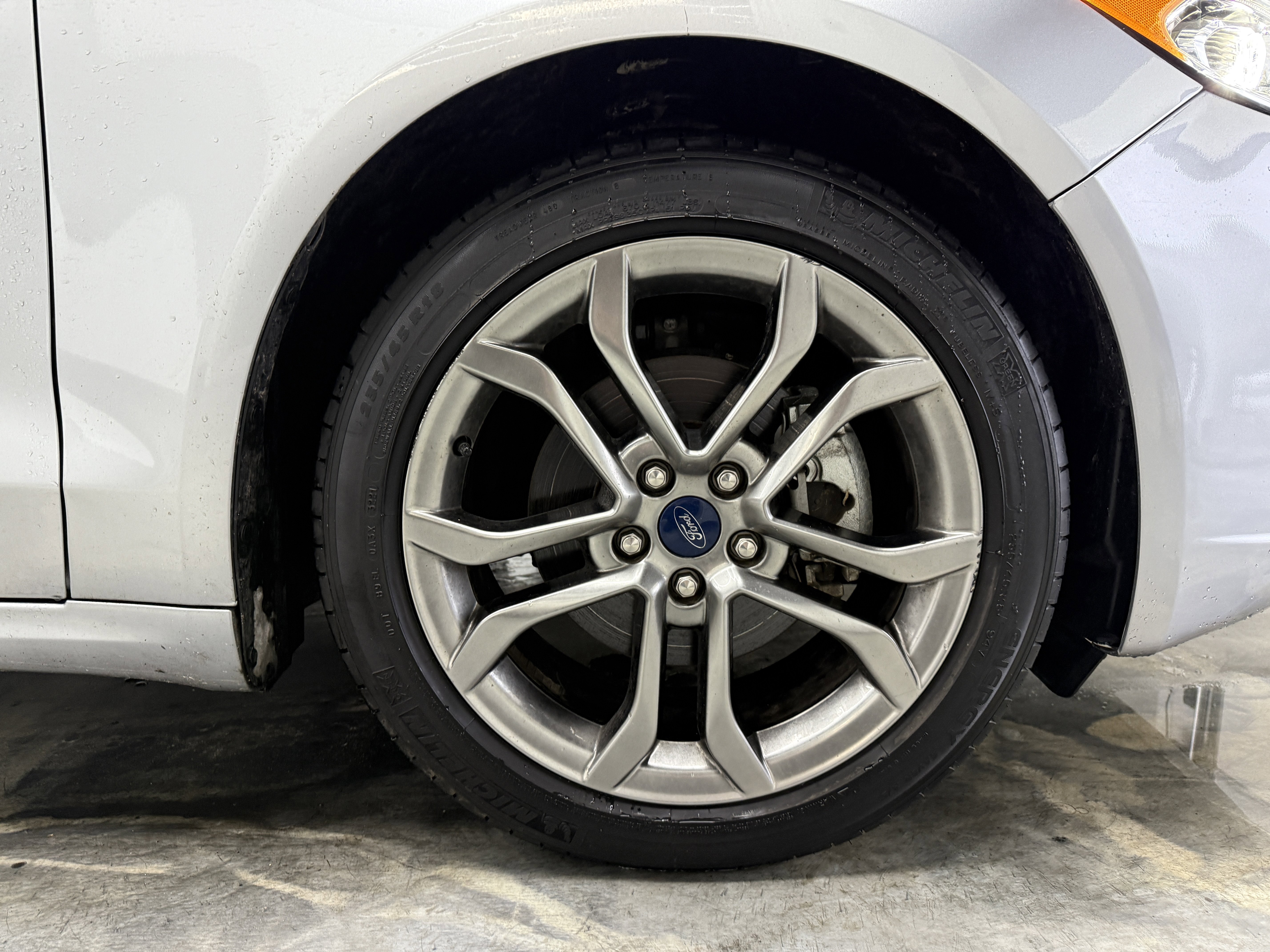 Used 2020 Ford Fusion SEL image 29