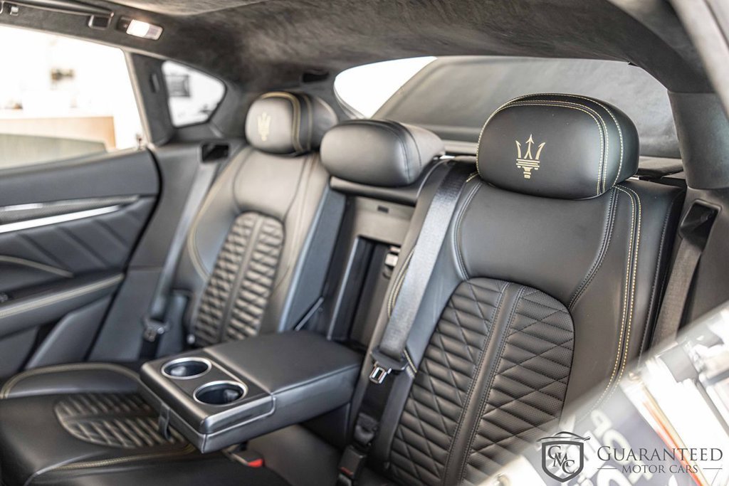 Used 2022 Maserati Levante F Tributo AWD/4WD image 35