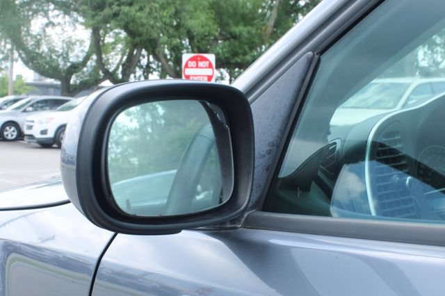 Used 2008 Saab 9-3 2.0T w/ Moonroof Package FWD image 8