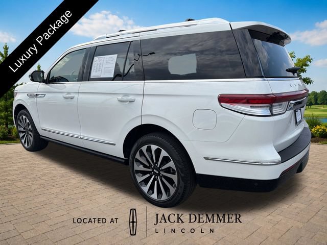 Used 2024 Lincoln Navigator Reserve AWD/4WD image 4