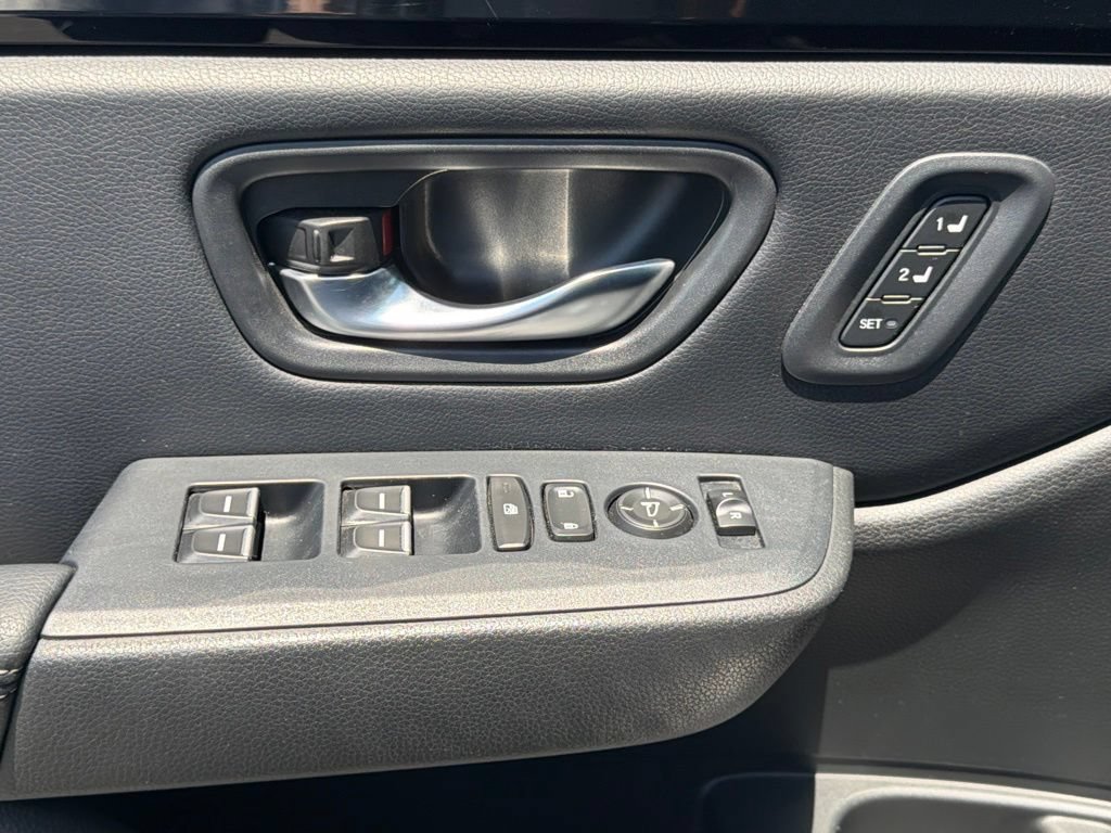 Used 2023 Honda Pilot Touring image 21