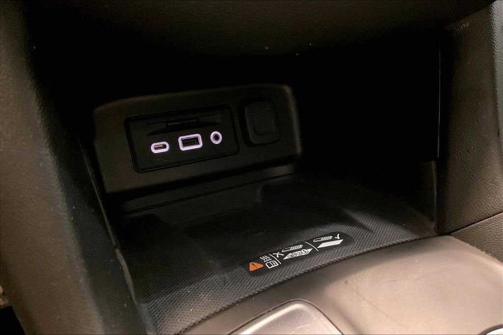 Used 2021 Chevrolet Equinox Premier FWD image 18