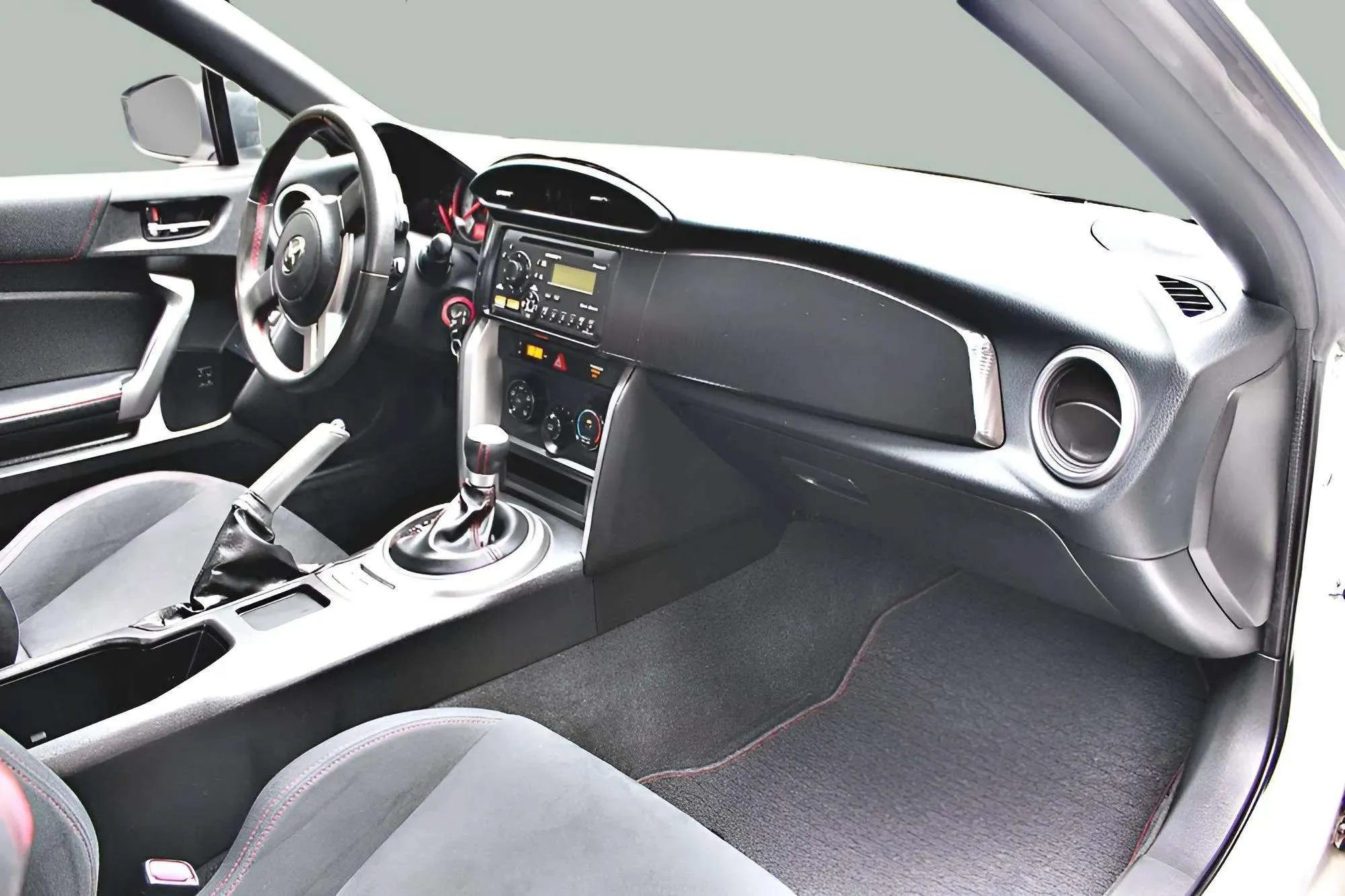 Used 2013 Scion FR-S RWD image 22