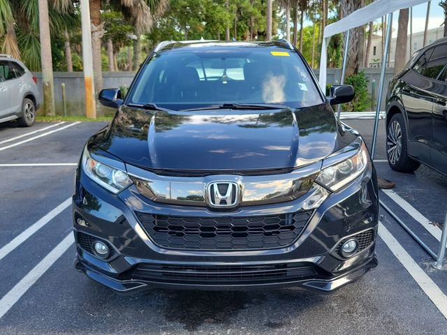 Used 2019 Honda HR-V Sport image 2