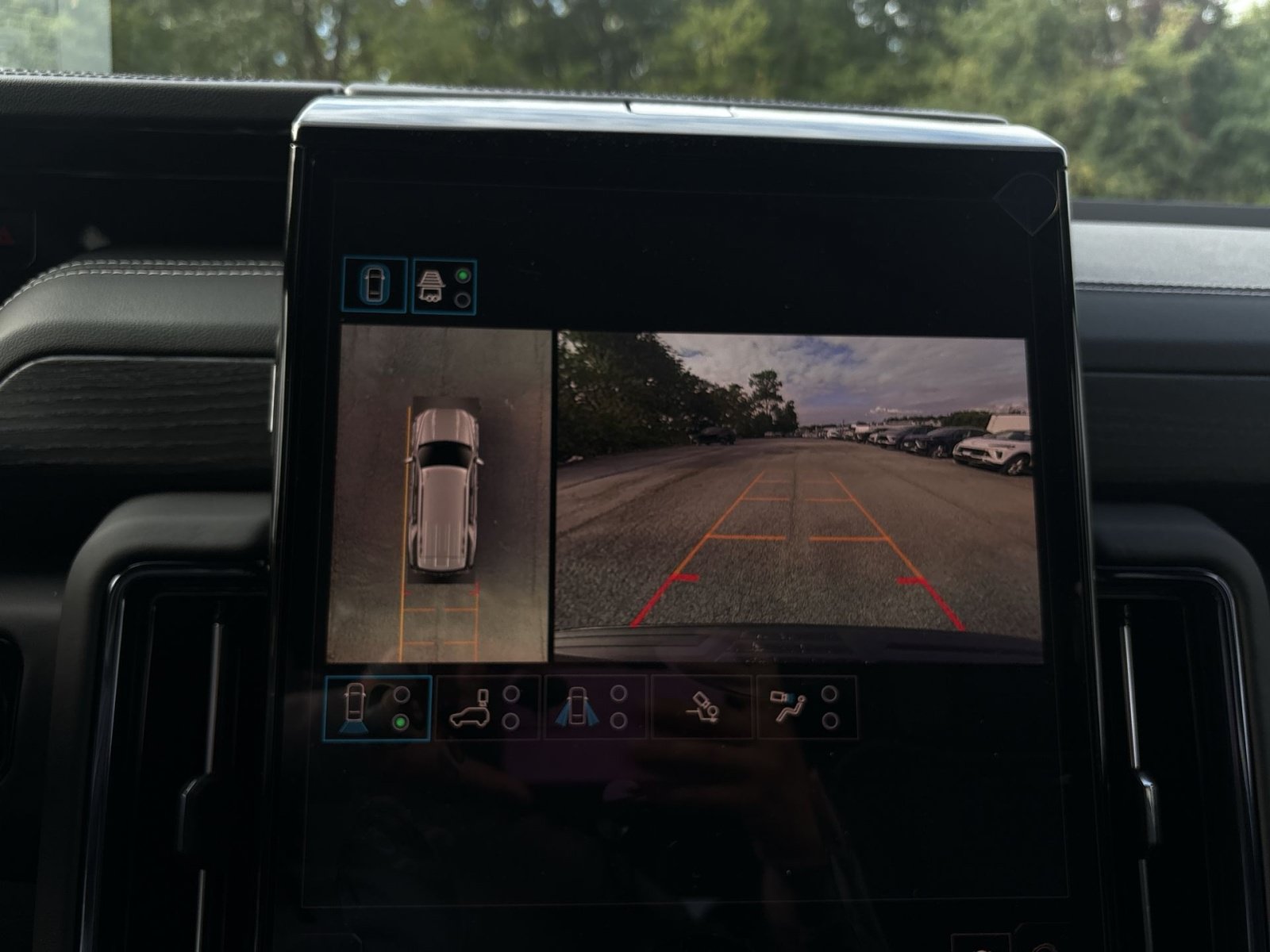 New 2026 GMC Yukon AT4 Ultimate AWD/4WD image 18