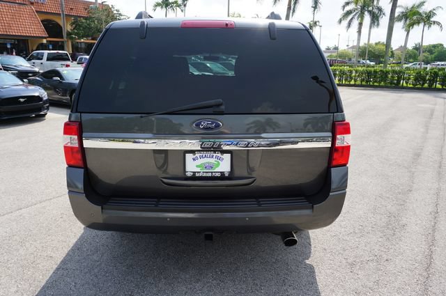 Used 2017 Ford Expedition EL XLT w/ Equipment Group 201A RWD image 31