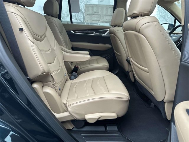 Used 2024 Cadillac XT6 Sport w/ Platinum Package image 25