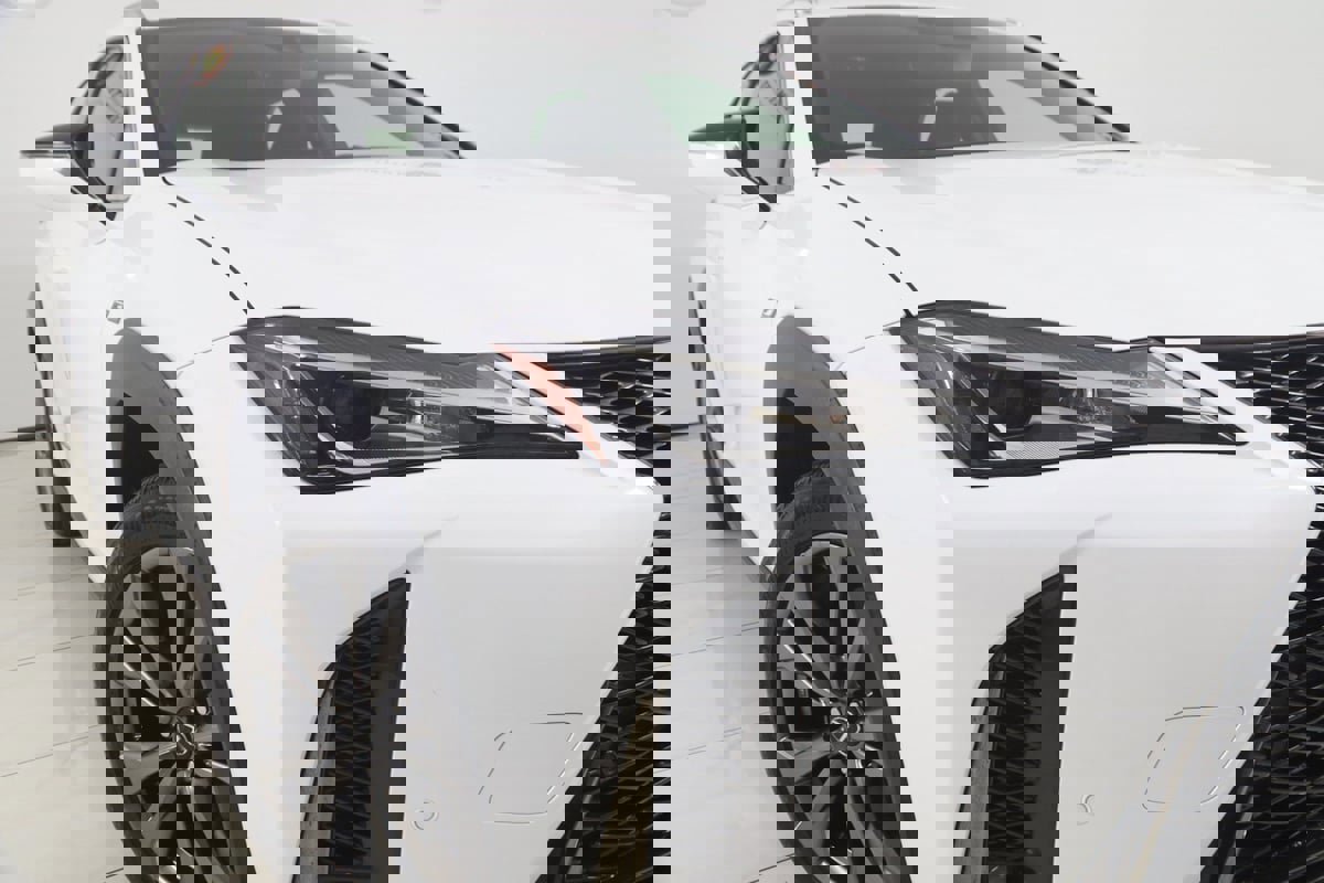 Used 2020 Lexus UX 250h F Sport w/ F Sport Luxury Package image 16