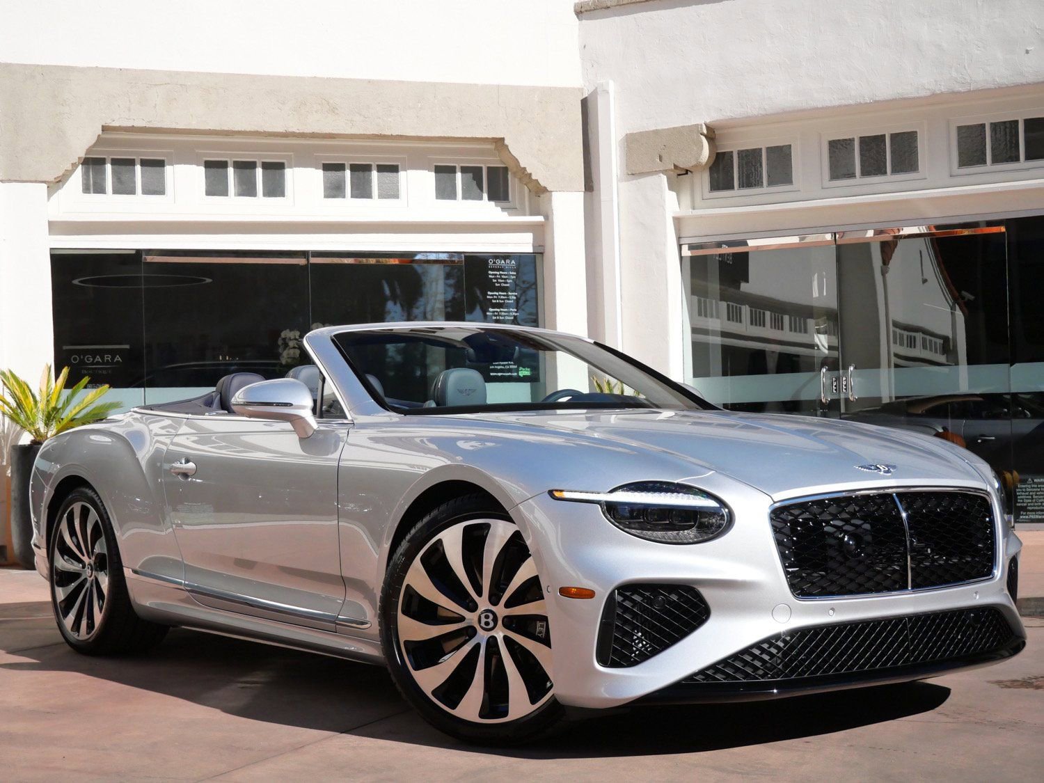 New 2026 Bentley Continental GTC AWD/4WD image 1