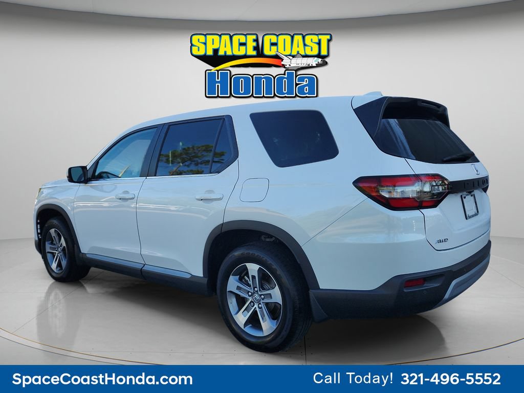 Used 2025 Honda Pilot EX-L image 5
