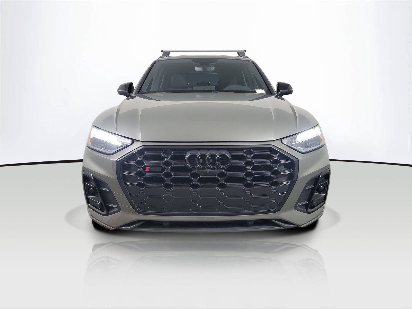 Used 2023 Audi SQ5 Premium Plus w/ Premium Plus Package AWD/4WD image 2