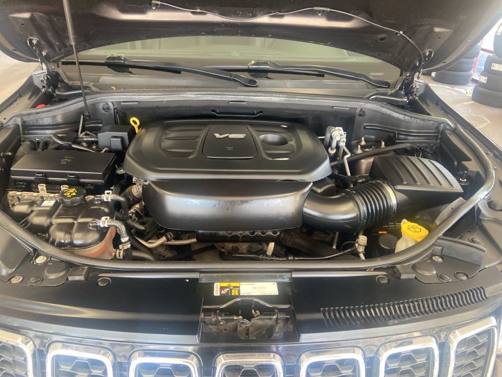 Used 2017 Jeep Grand Cherokee Limited image 24