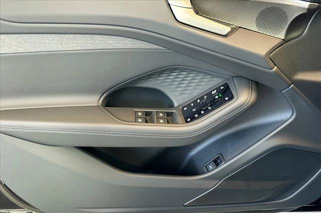 New 2026 Audi A6 Premium Plus AWD/4WD image 15