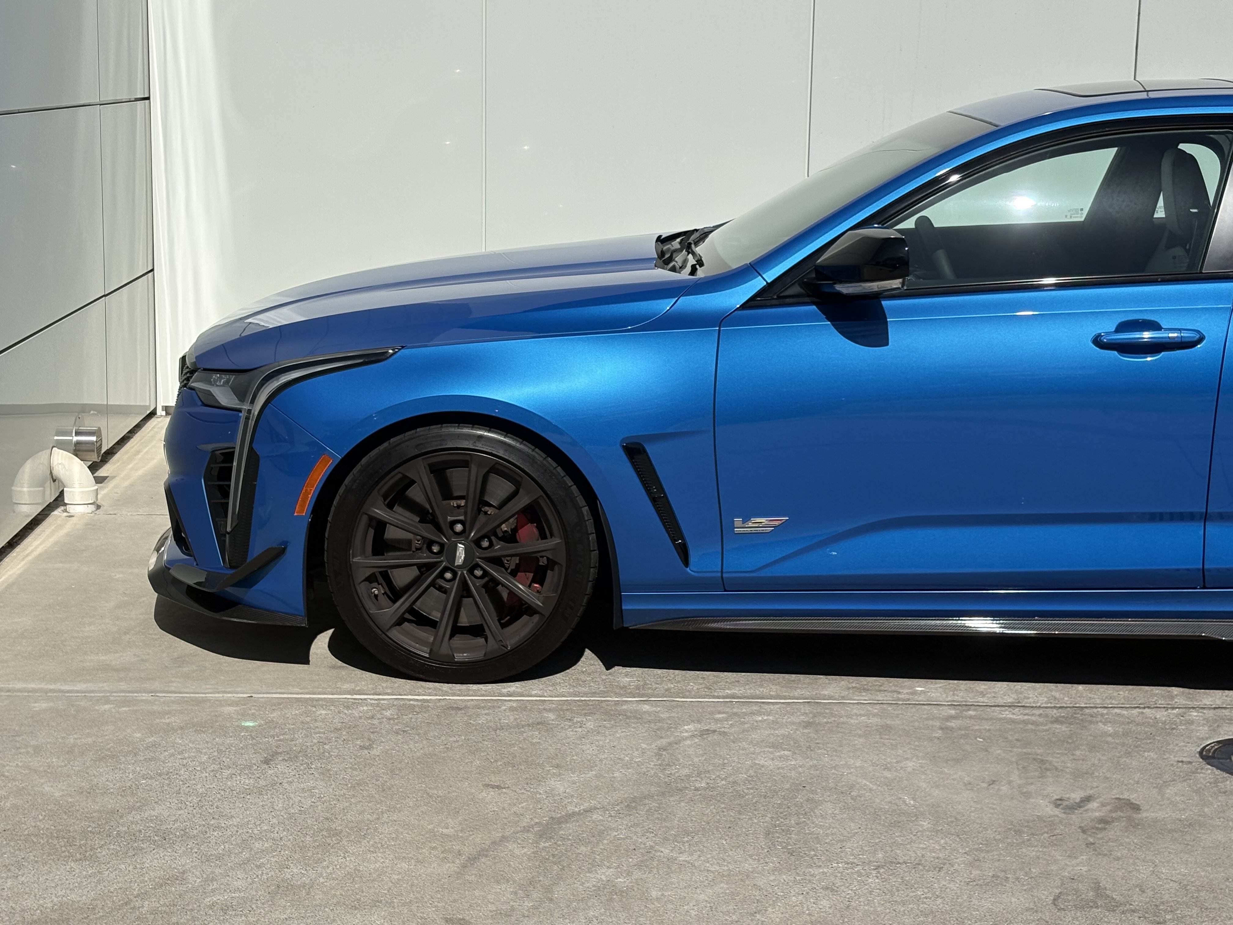 Certified 2025 Cadillac CT4 V Blackwing w/ Carbon Fiber 1 Package RWD image 5