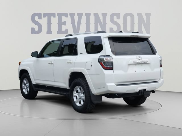 Used 2022 Toyota 4Runner SR5 Premium AWD/4WD image 3