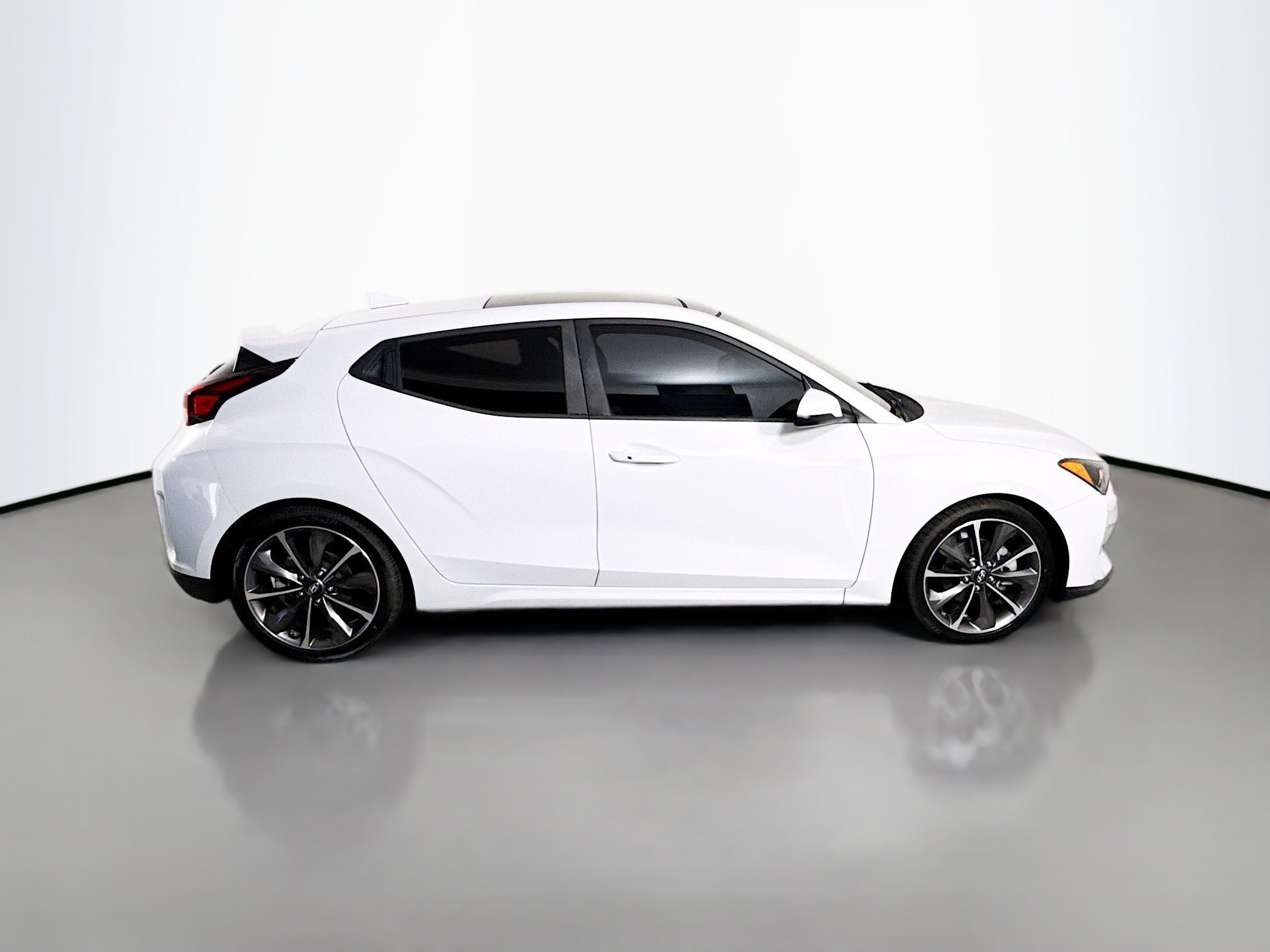 Used 2020 Hyundai Veloster 2.0 Premium FWD image 11
