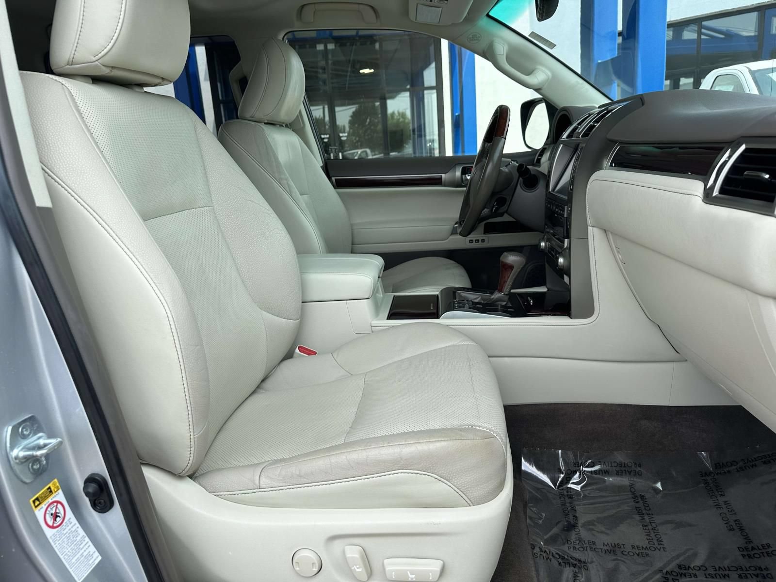 Used 2016 Lexus GX 460 w/ Premium Package AWD/4WD image 28