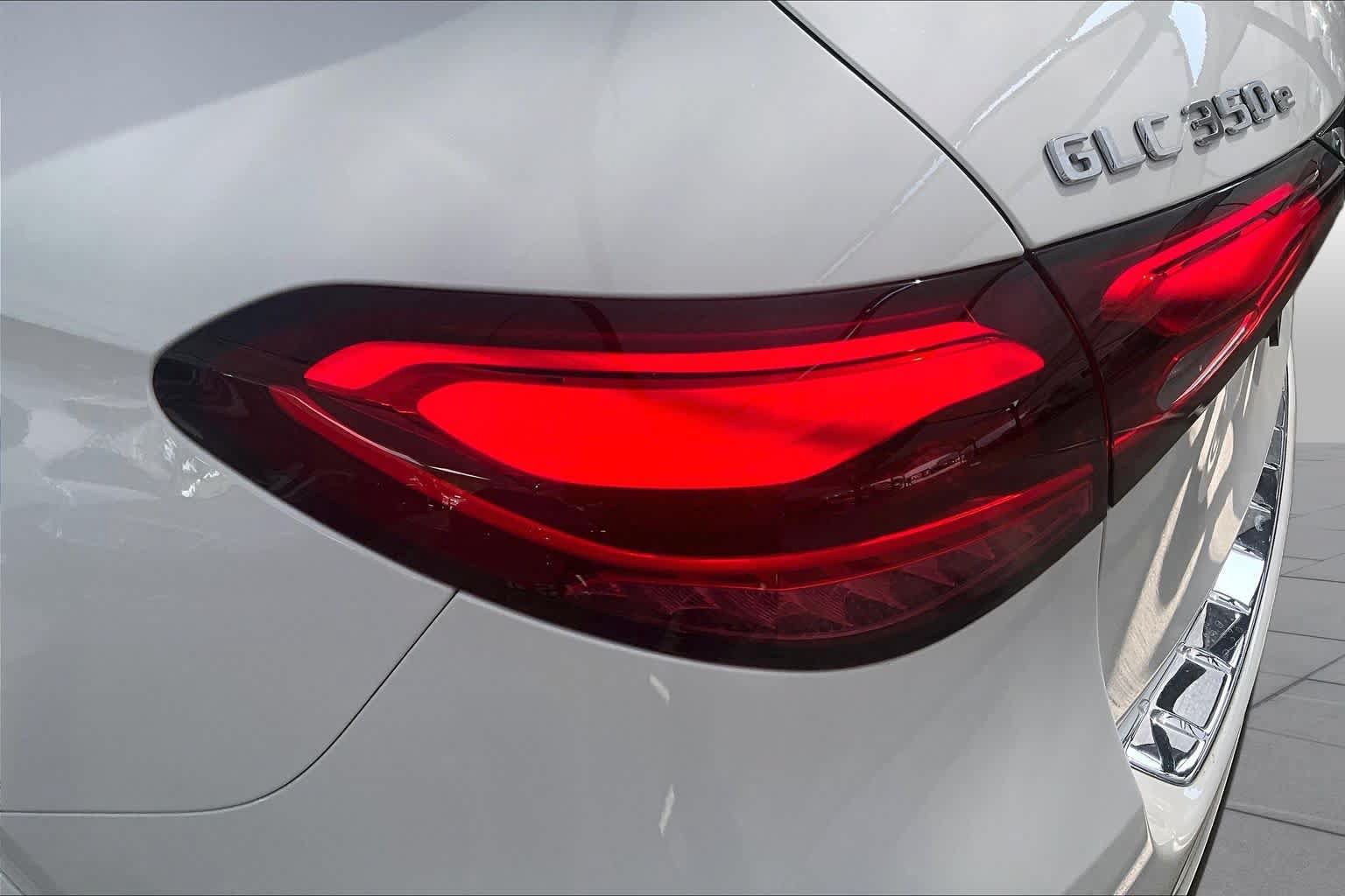 Certified 2025 Mercedes-Benz GLC 350e 4MATIC image 29