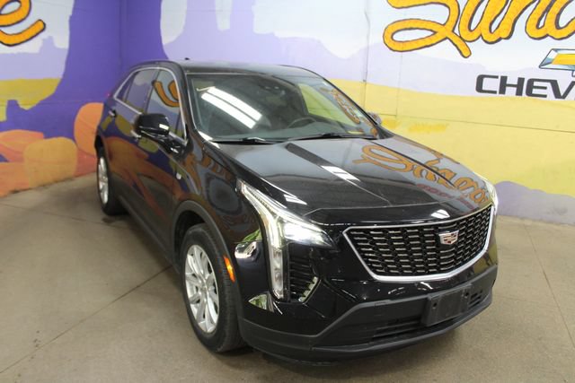 Used 2021 Cadillac XT4 Luxury w/ Driver Awareness Package AWD/4WD image 2