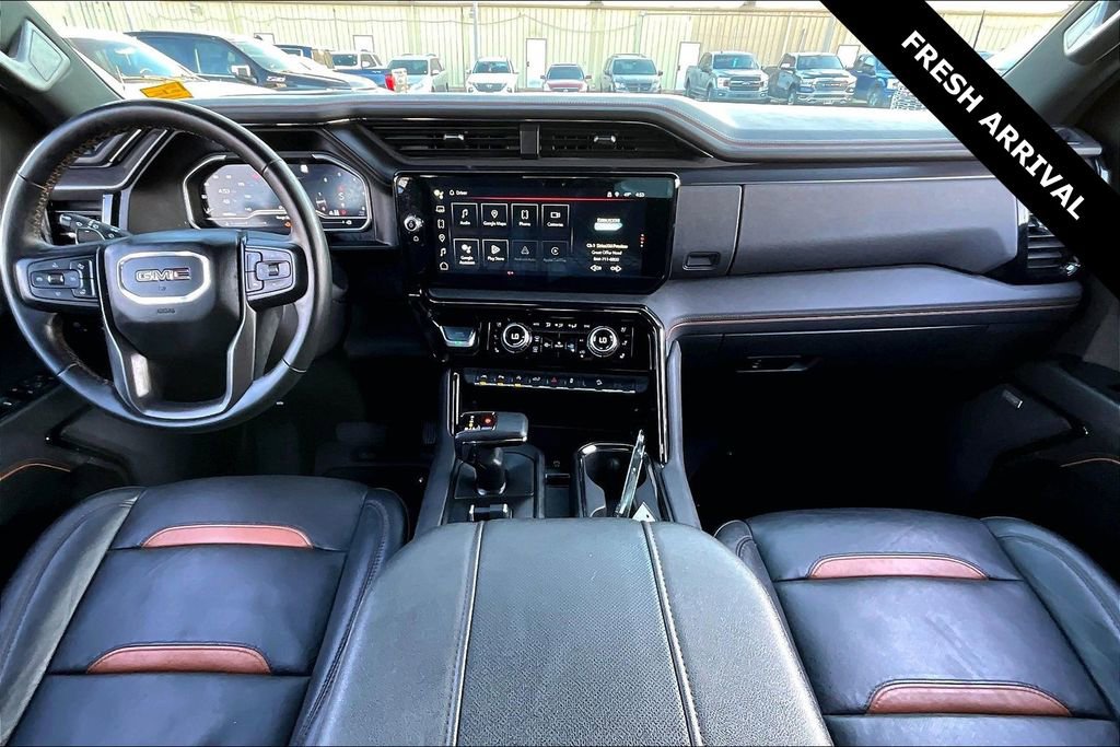Used 2024 GMC Sierra 1500 AT4 w/ Technology Package image 8