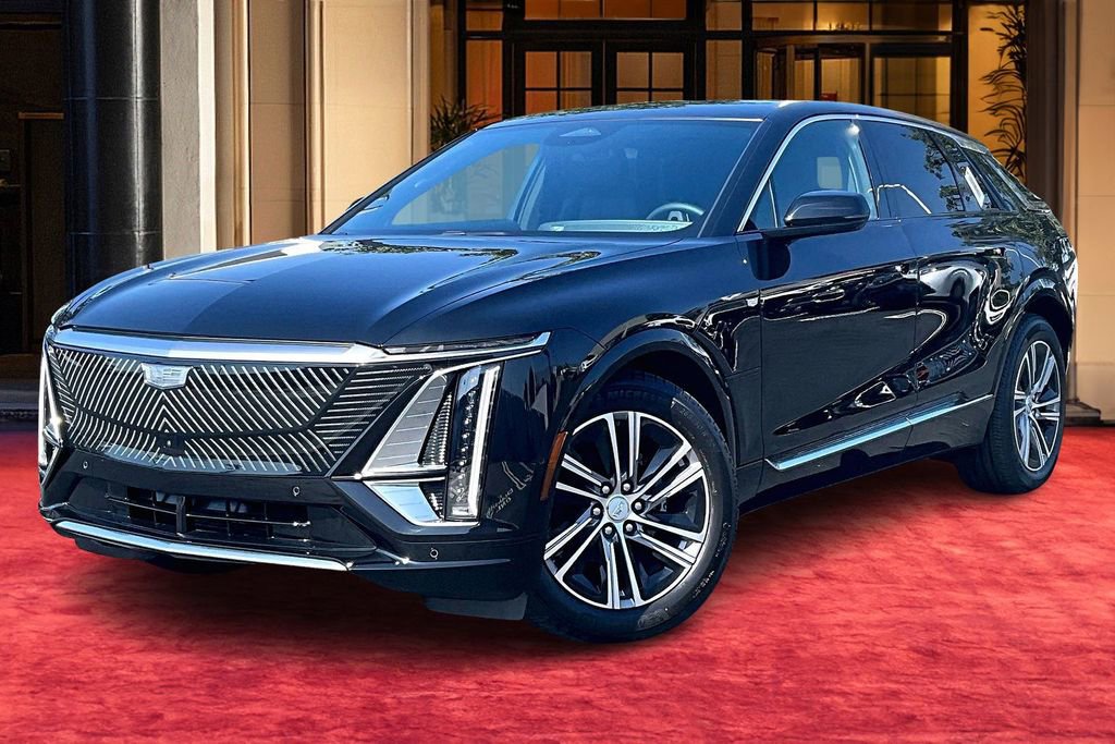 New 2026 Cadillac Lyriq Luxury