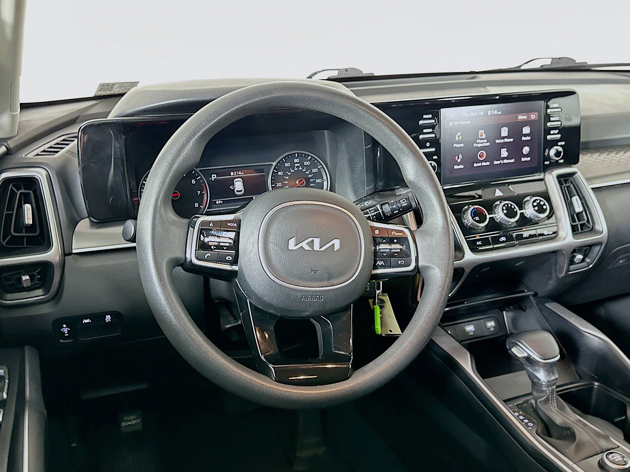 Used 2023 Kia Sorento LX image 18