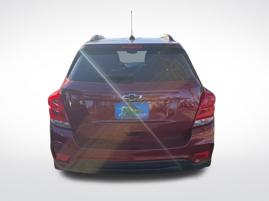 Used 2021 Chevrolet Trax LT w/ Sport Edition image 7