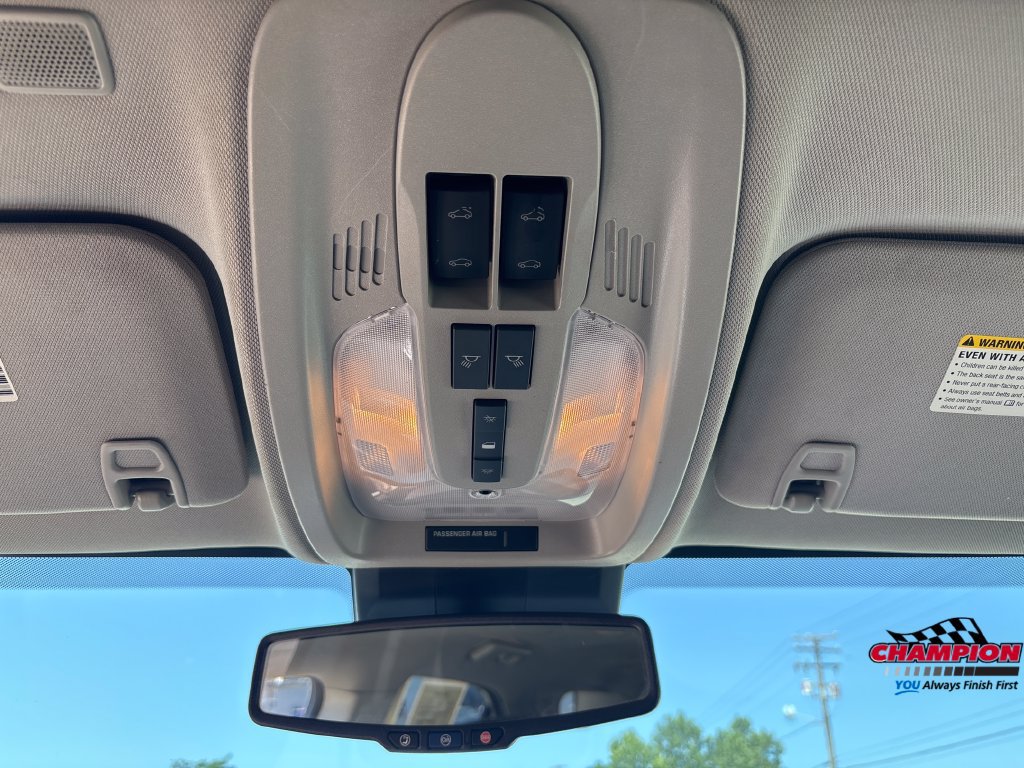 Used 2017 Chevrolet Equinox LT AWD/4WD image 19