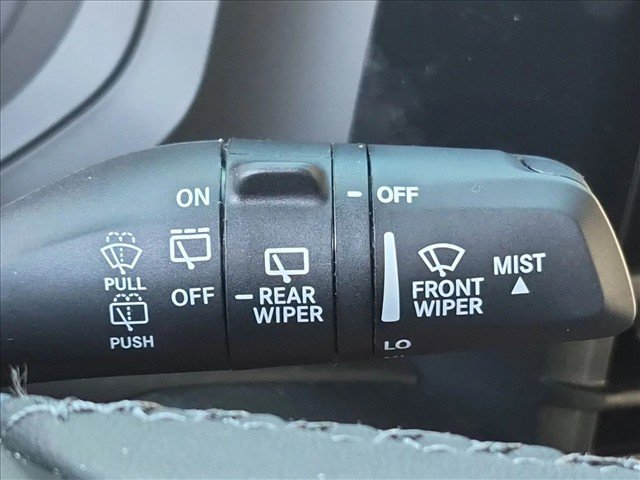 Used 2025 Jeep Wrangler Unlimited Sport AWD/4WD image 17