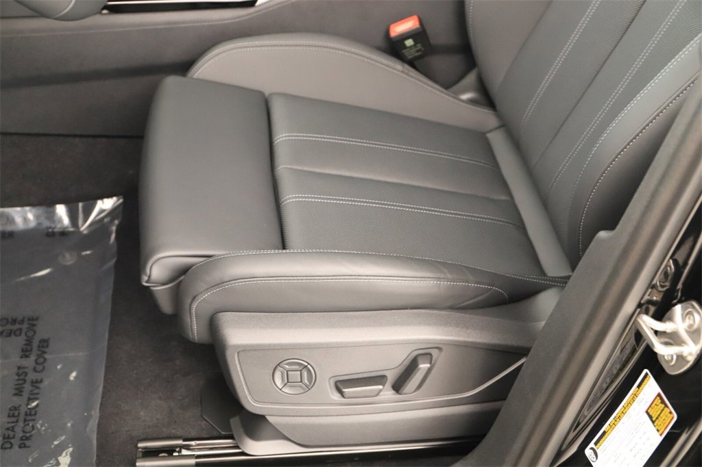 New 2025 Audi Q5 Premium Plus image 25