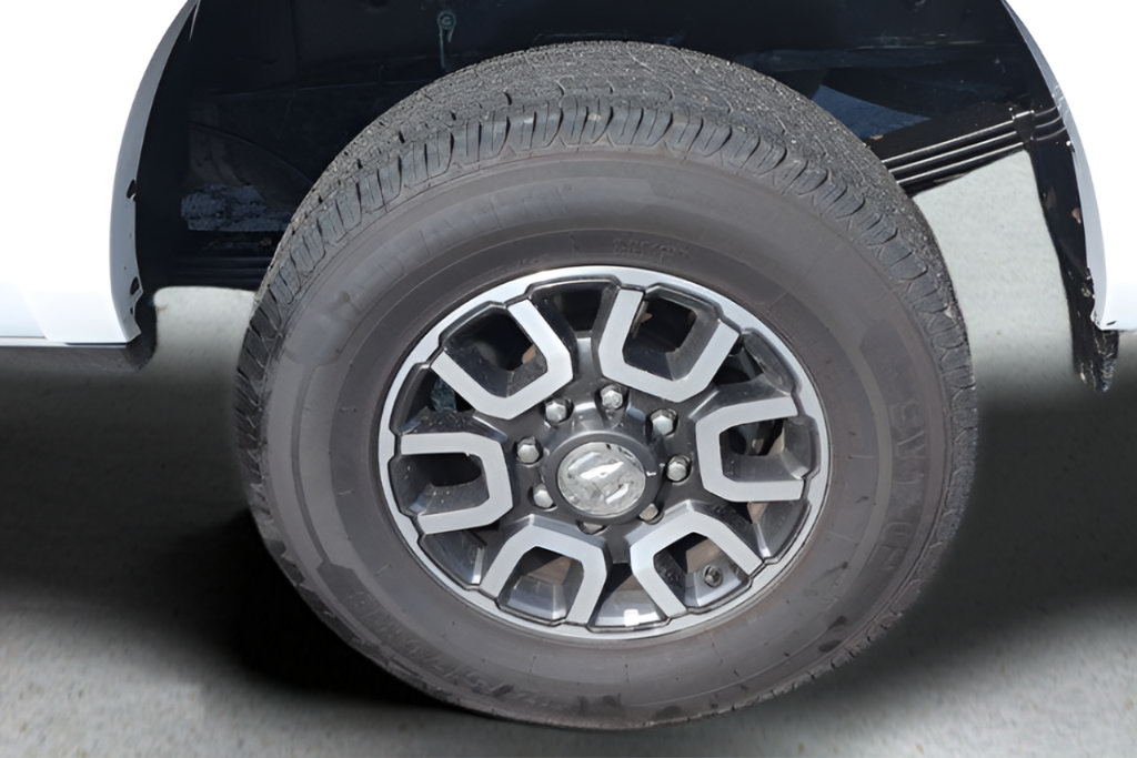 Used 2024 RAM 3500 Limited AWD/4WD image 27