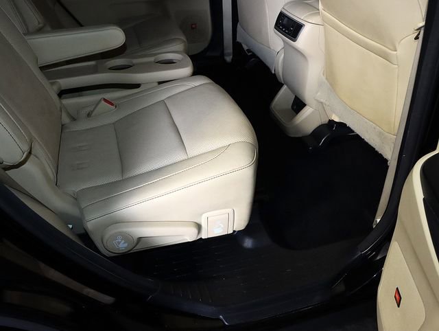 Used 2015 Toyota Highlander Limited image 34