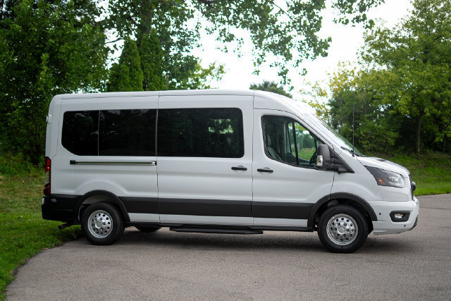 New 2026 Ford Transit 350 XLT AWD/4WD image 4