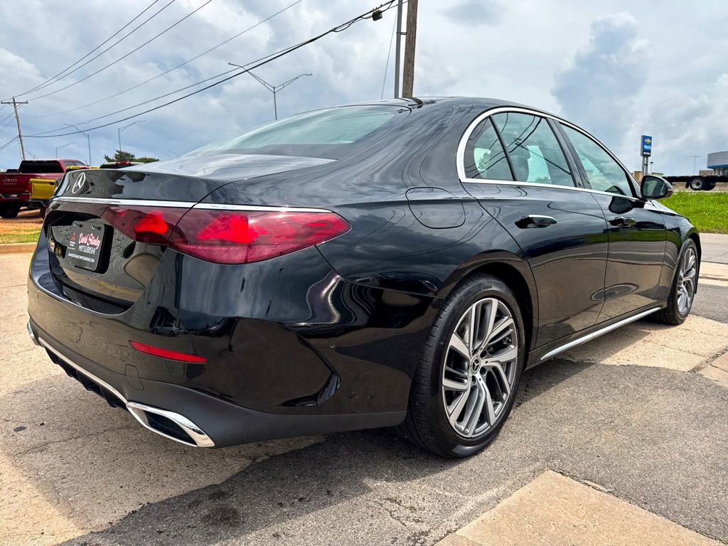 Used 2025 Mercedes-Benz E 350 Sedan w/ Winter Package image 4