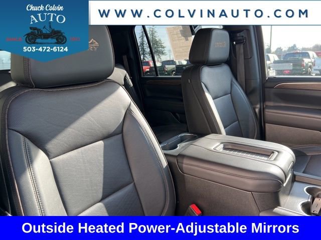 Used 2022 Chevrolet Suburban High Country w/ Premium Package 2 AWD/4WD image 25