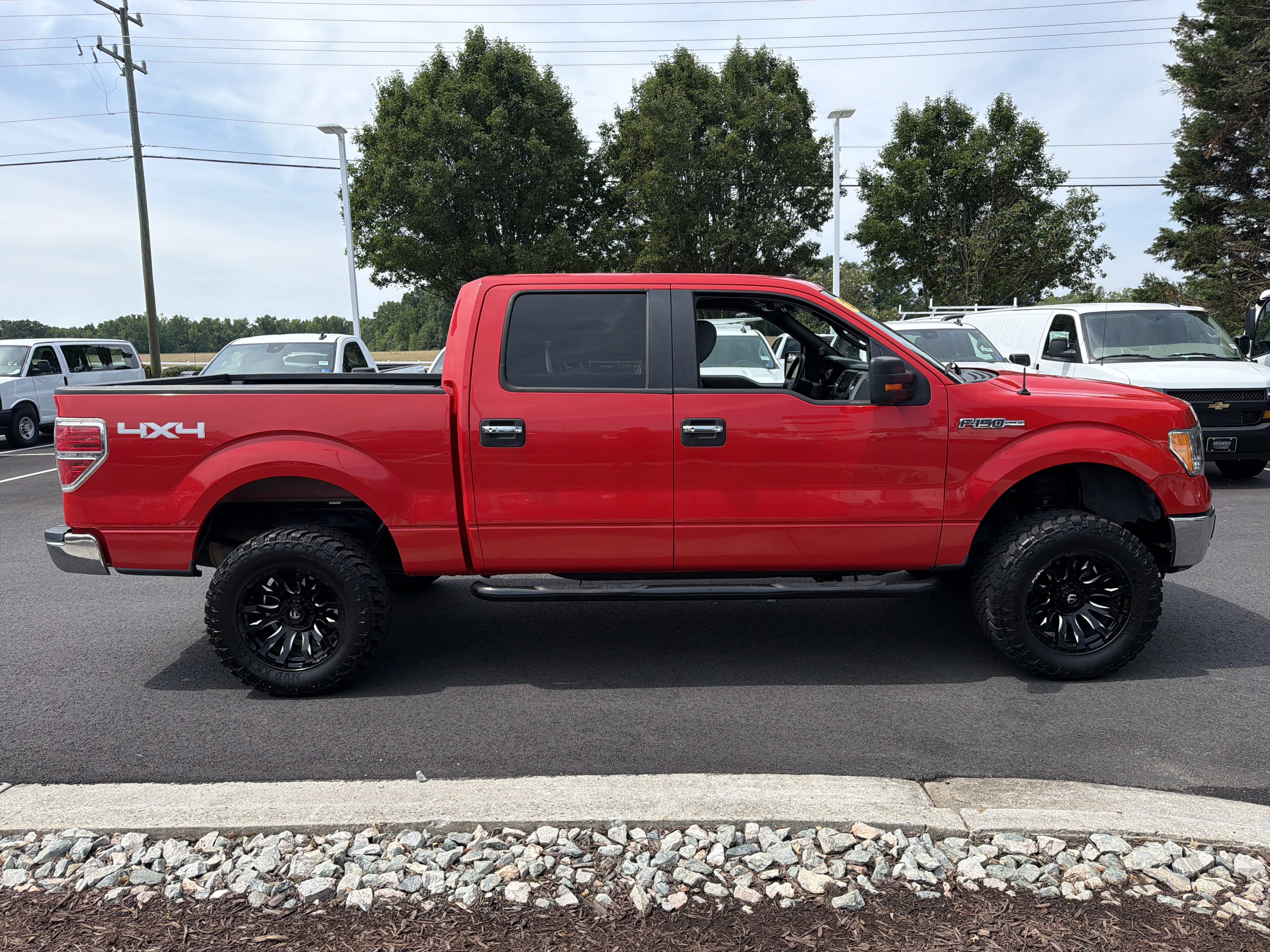 Used 2012 Ford F150 XLT w/ XLT Chrome Pkg AWD/4WD image 11
