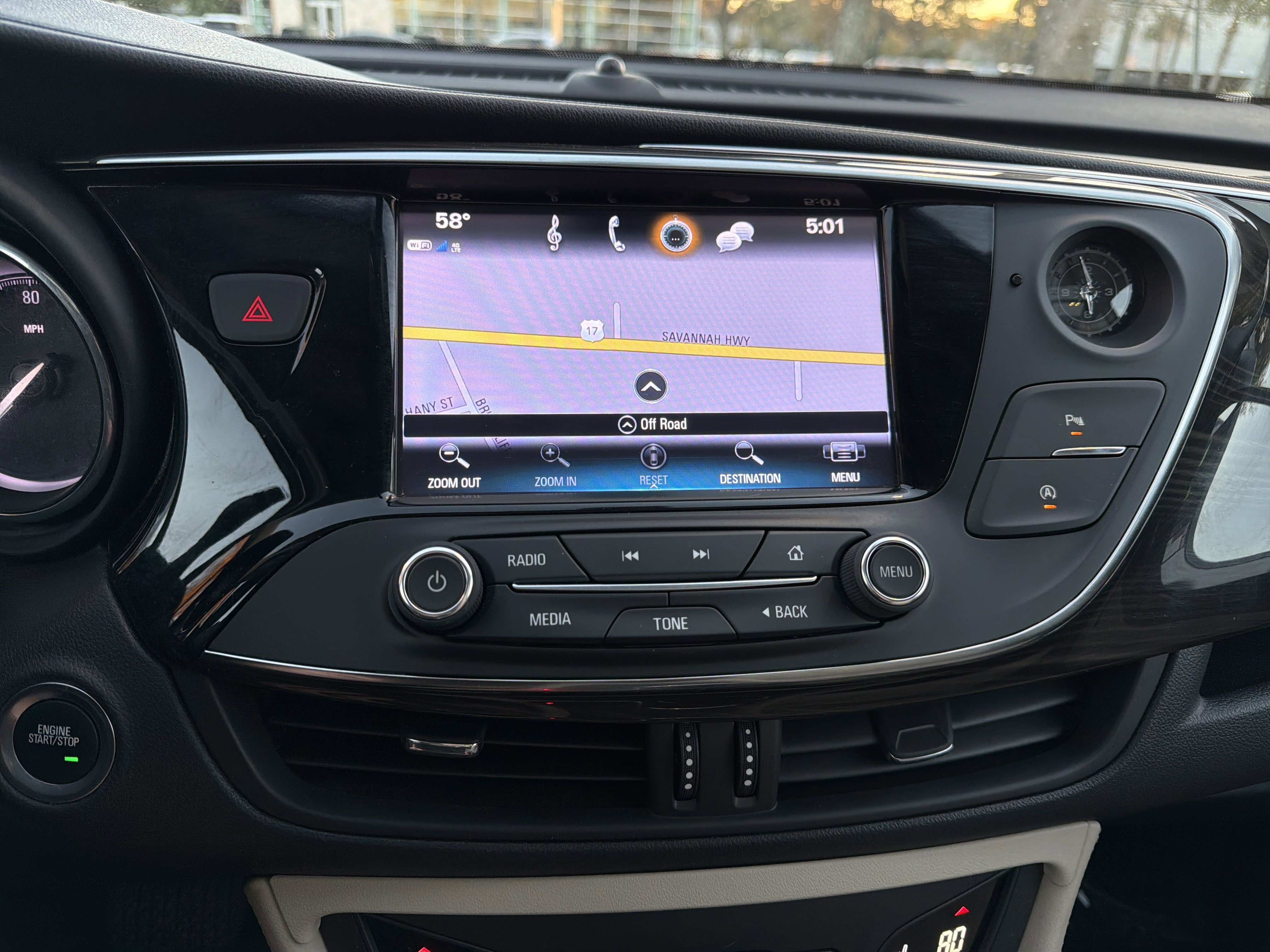 Used 2019 Buick Envision Essence image 24