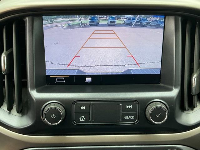 Used 2021 Chevrolet Colorado Z71 w/ Safety Package AWD/4WD image 12