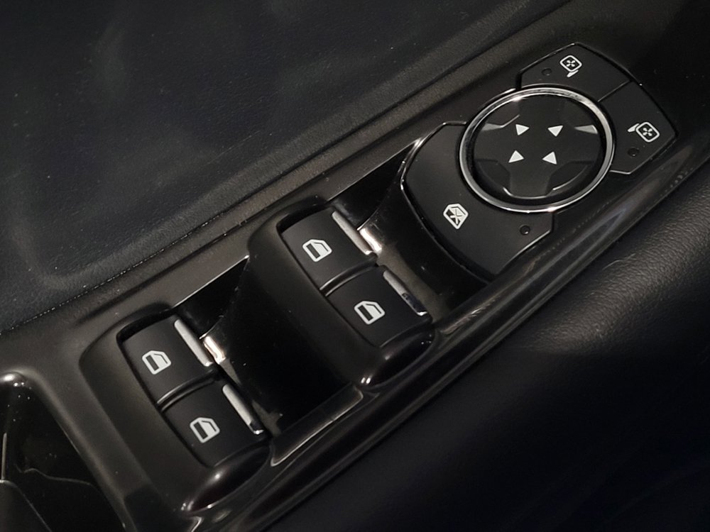 Used 2019 Ford Edge SEL w/ Equipment Group 201A FWD image 27