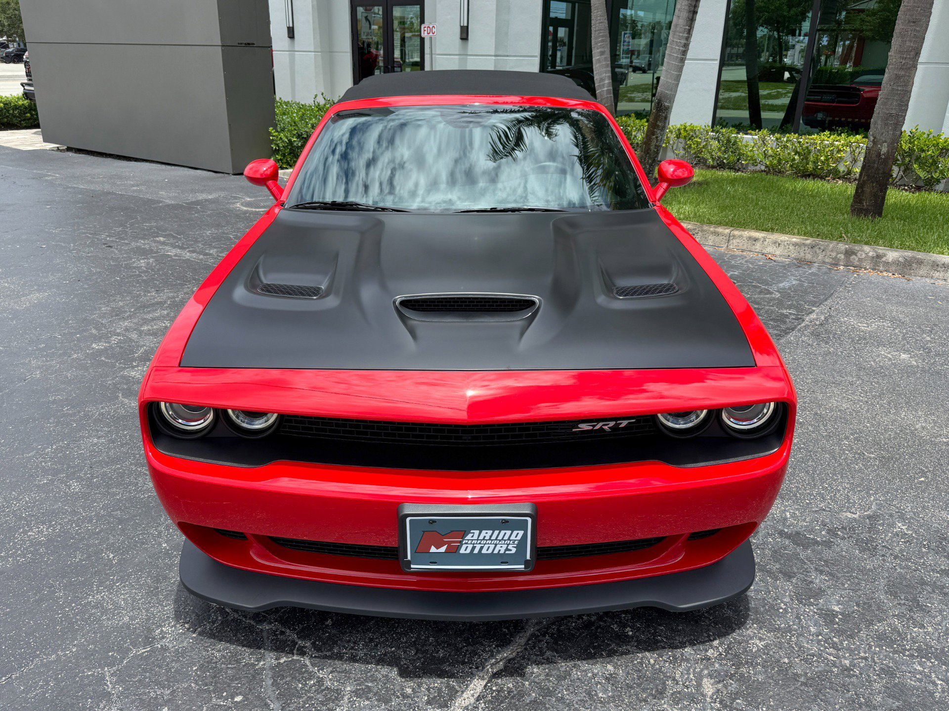 Used 2015 Dodge Challenger SRT Hellcat image 18