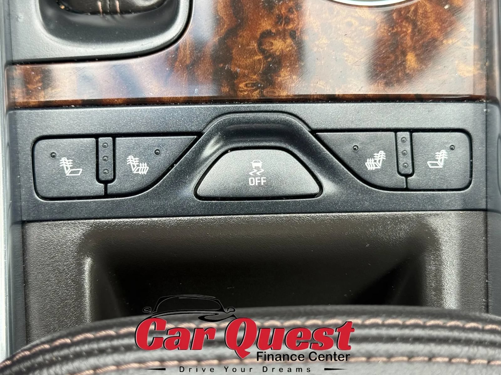 Used 2014 Chevrolet Impala LT w/ Premium Seating Package FWD image 31