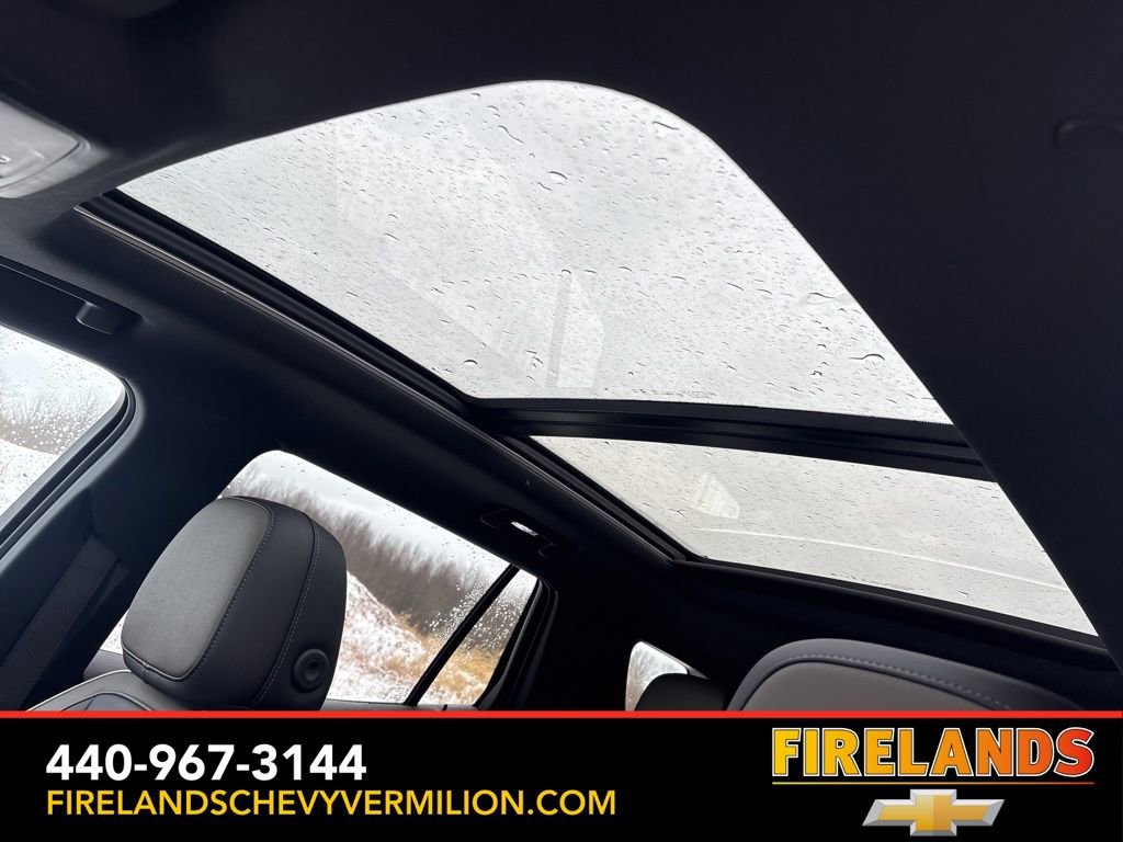 New 2026 Chevrolet Equinox LT w/ Convenience Package II image 3