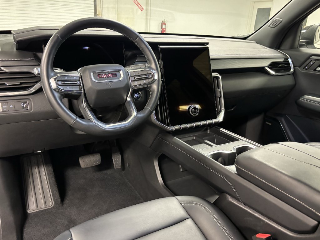 Used 2026 GMC Acadia Elevation w/ Elevation Premium Package FWD image 27