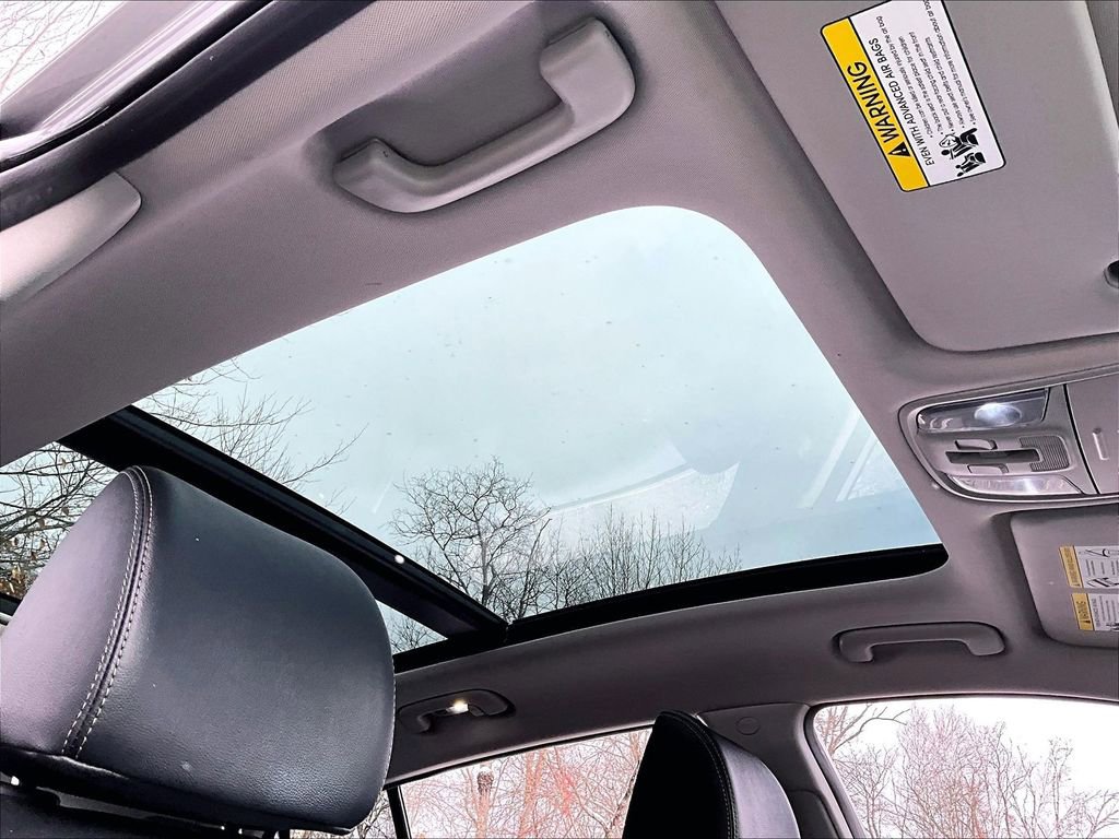 Used 2022 Kia Sportage EX w/ EX Technology Package image 22