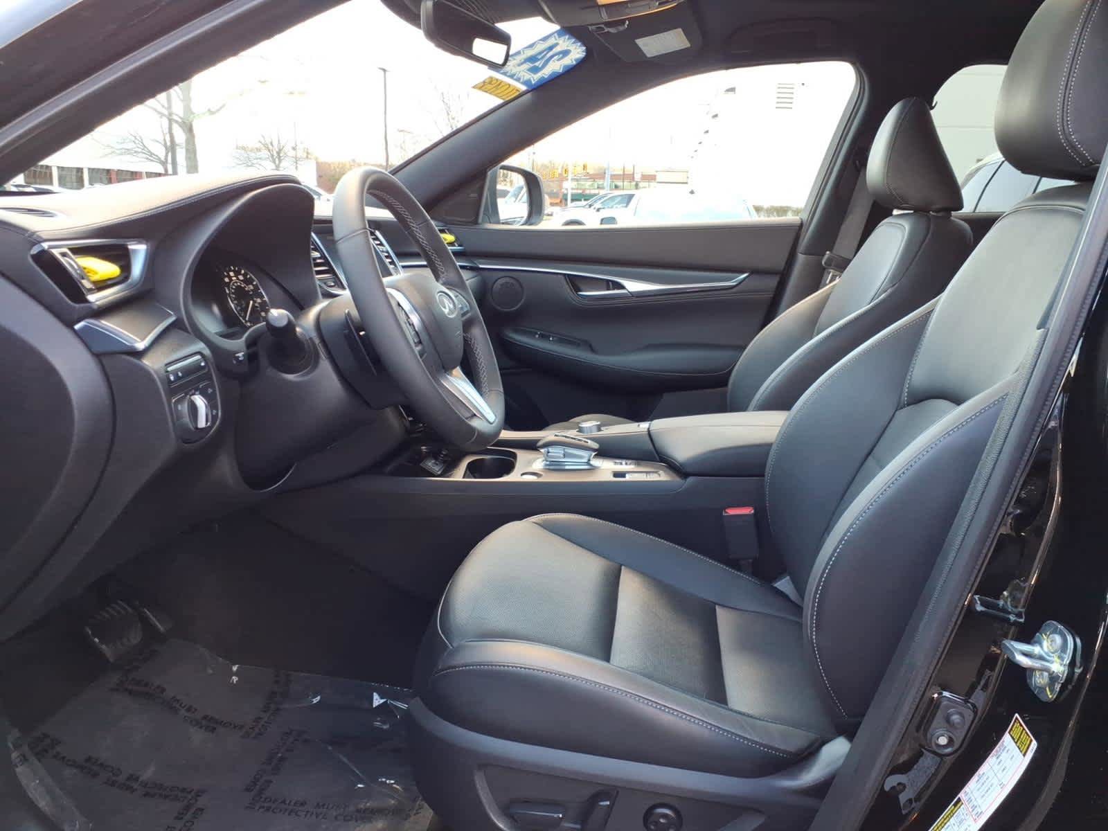 Used 2024 INFINITI QX55 Luxe w/ Cargo Package AWD/4WD image 11