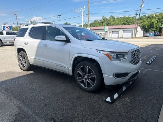 Used 2017 GMC Acadia Denali w/ Technology Package AWD/4WD image 6