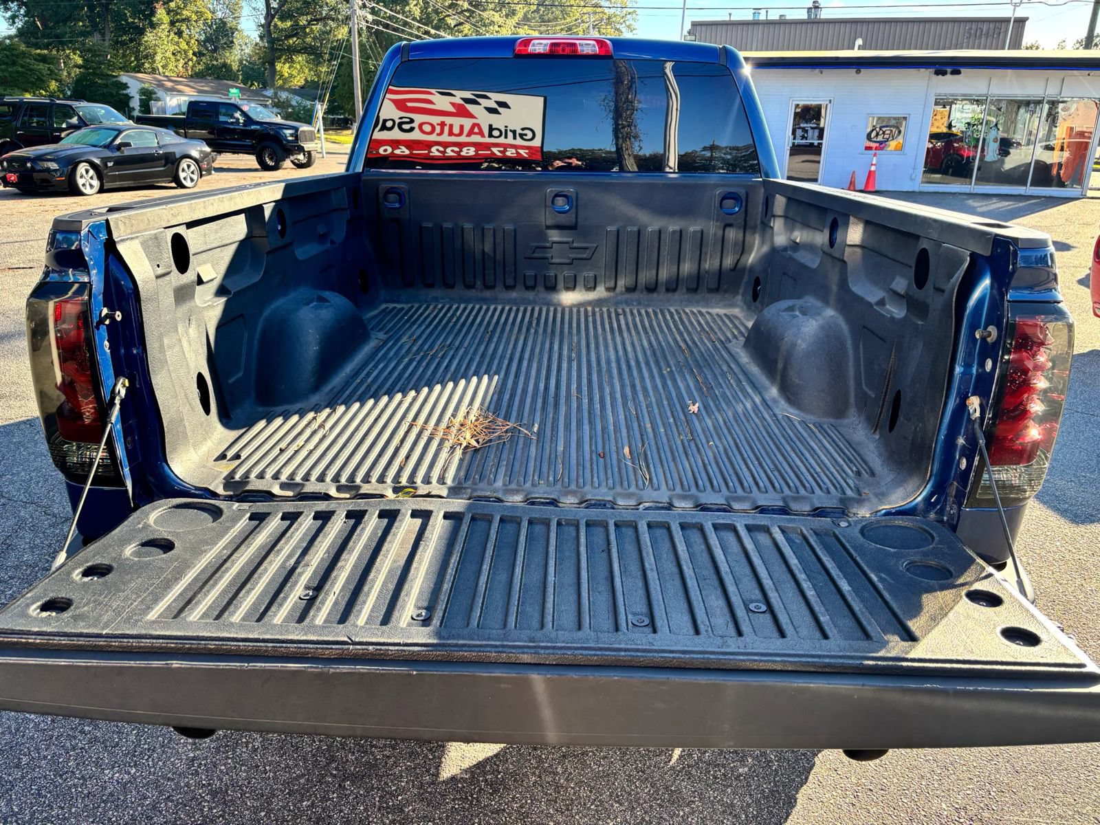 Used 2016 Chevrolet Silverado 1500 LT w/ Trailering Package AWD/4WD image 5