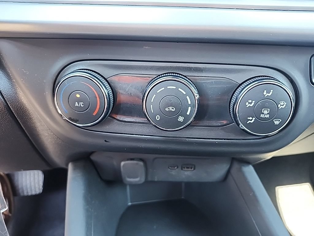 Used 2024 Chevrolet Trax LS FWD image 7