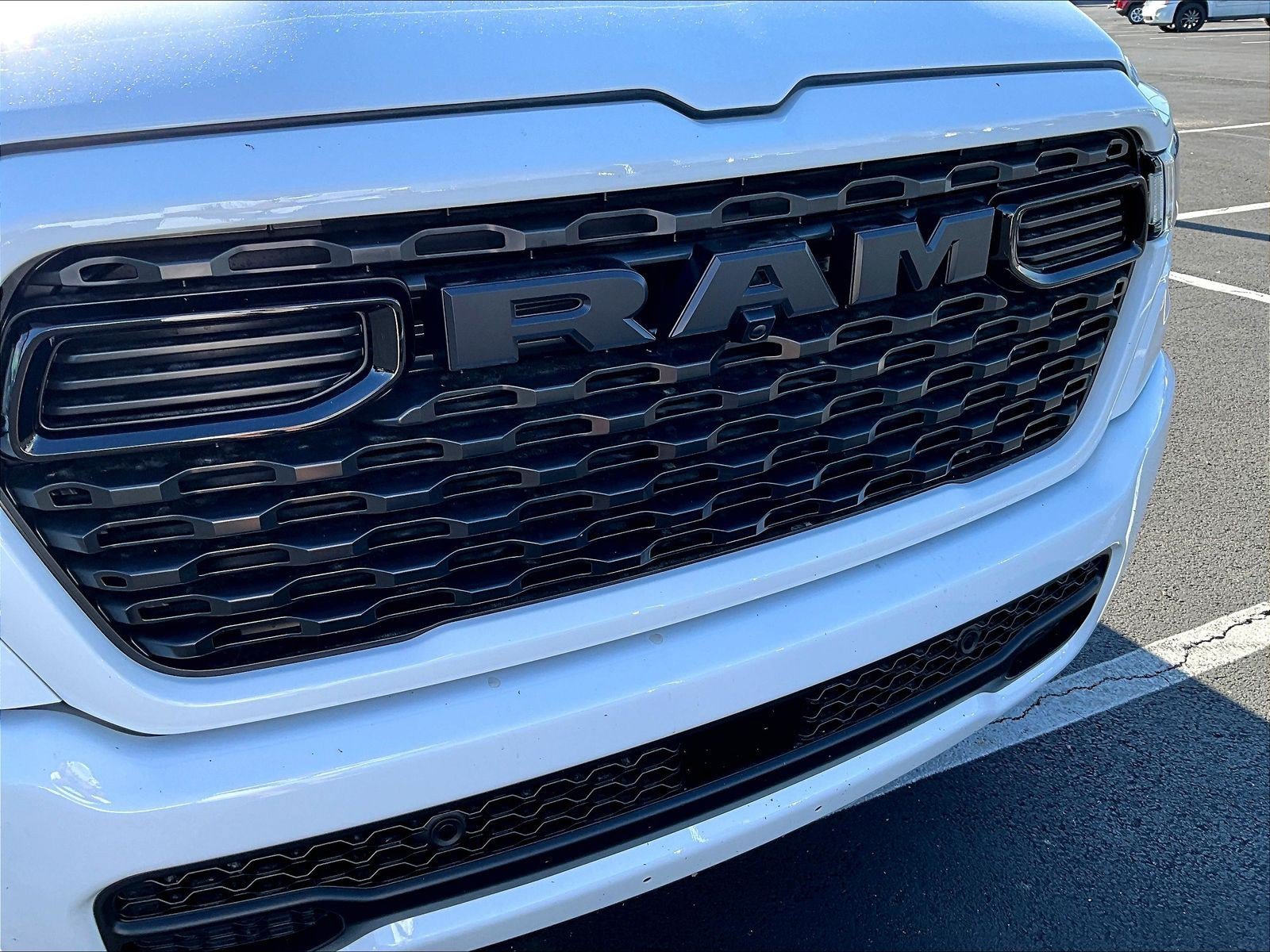 New 2027 RAM 1500 Express AWD/4WD image 21