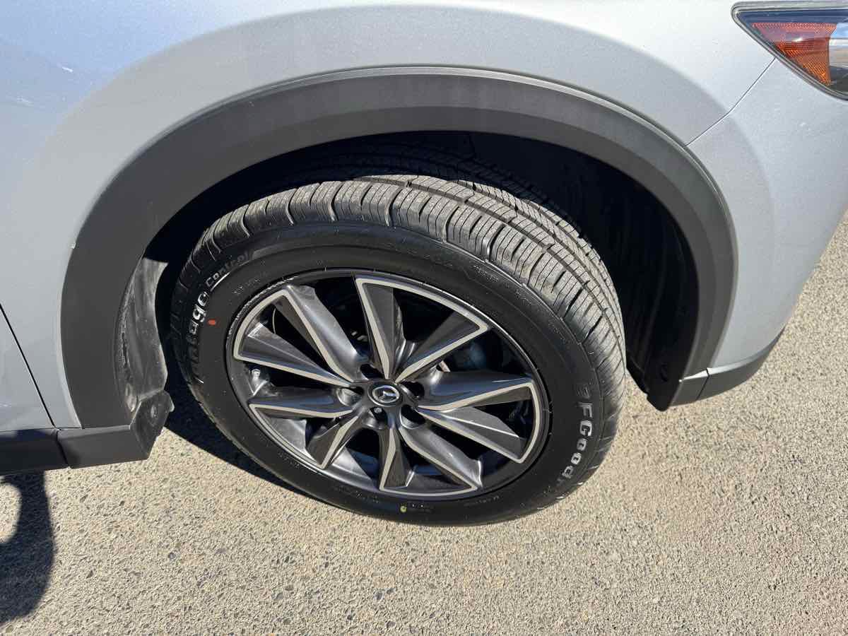 Used 2018 MAZDA CX-5 Touring AWD/4WD image 42